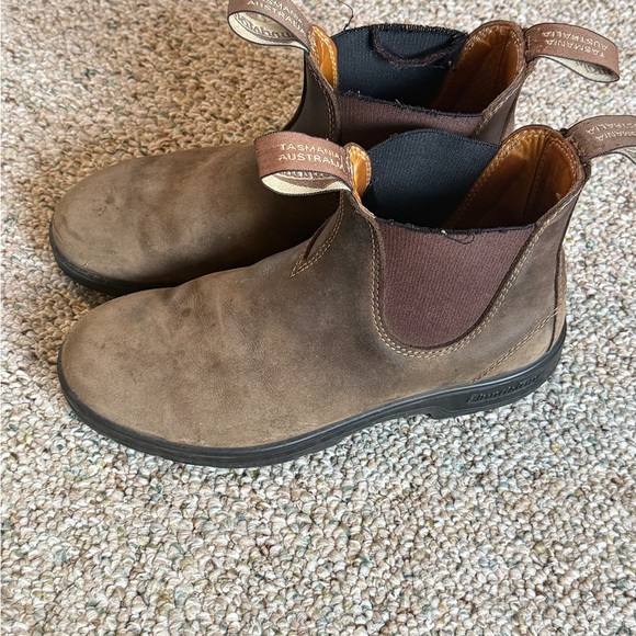 Women’s blundstones 8 - Picture 2 of 4